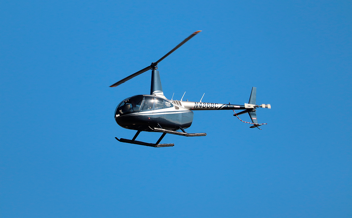 В Кемеровской области пропал вертолет Robinson"/>













